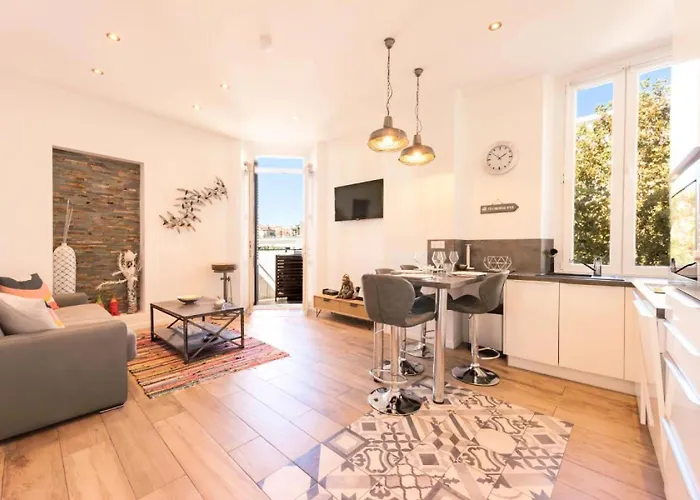 Hyper Centre, Croisette, Plages Et Palais A Pied - Hyper Centre, Croisette, Plages Et Palais A Pied Mae-2333